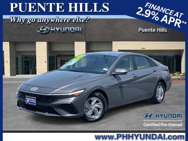 2024 Hyundai Elantra SE