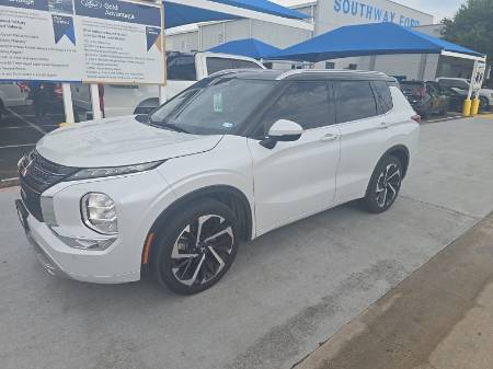 2023 Mitsubishi Outlander