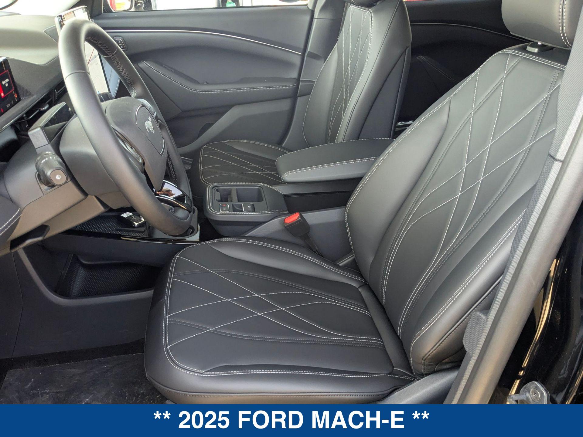2025 Ford Mustang Mach-E Select photo 17