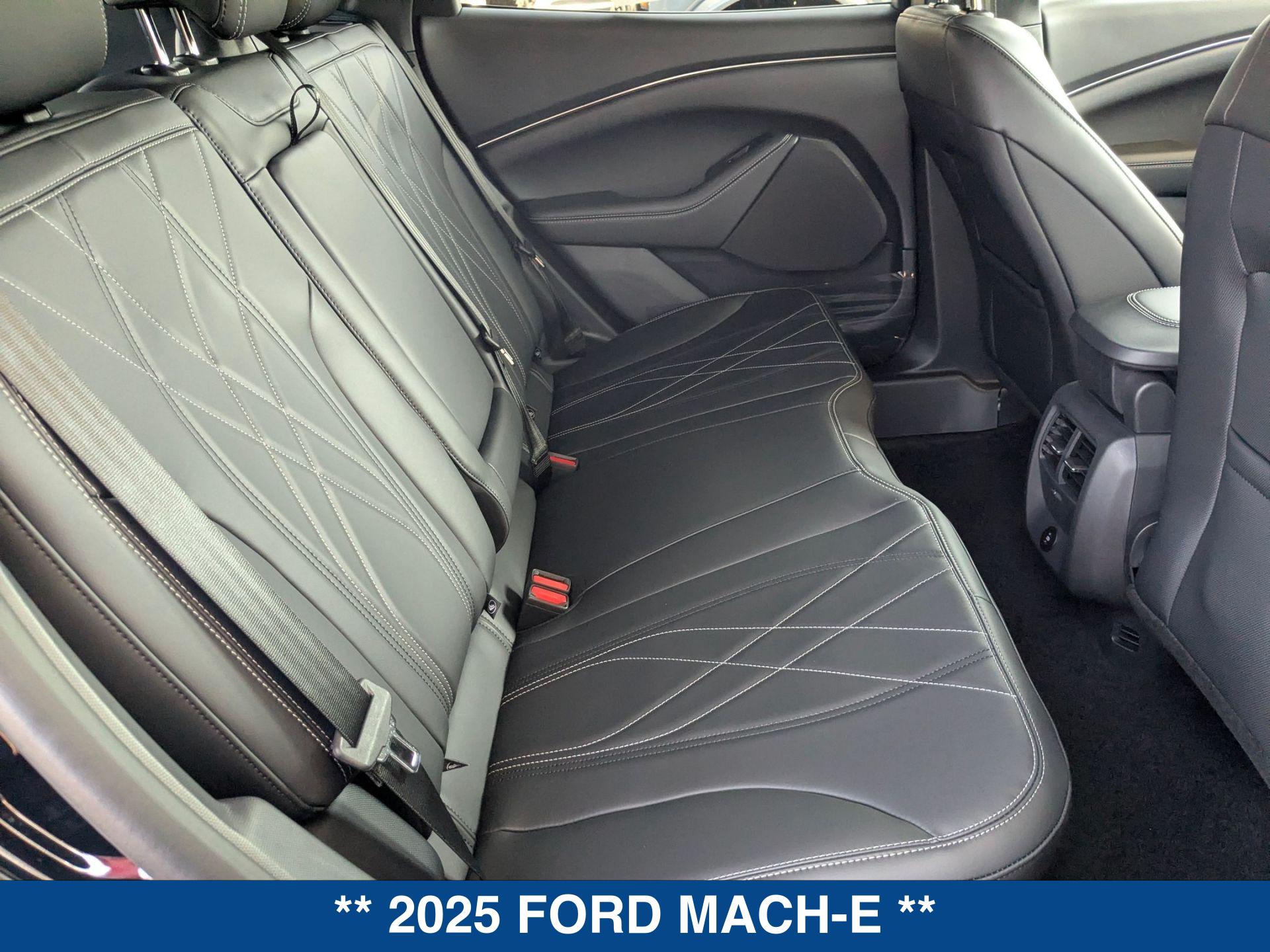 2025 Ford Mustang Mach-E Select photo 20