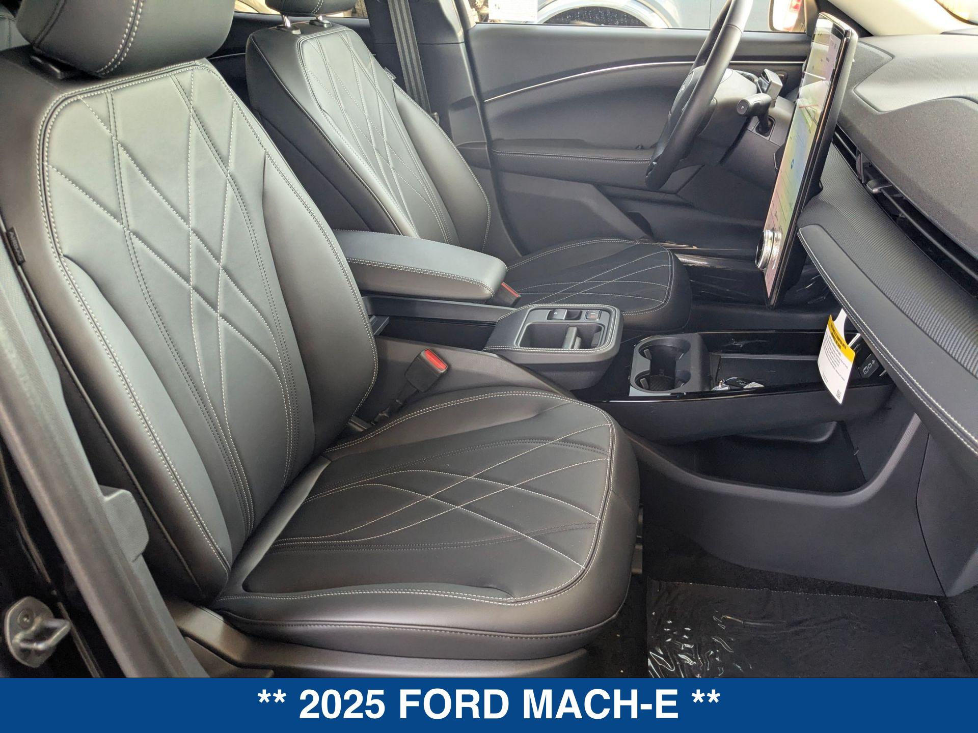 2025 Ford Mustang Mach-E Select photo 21