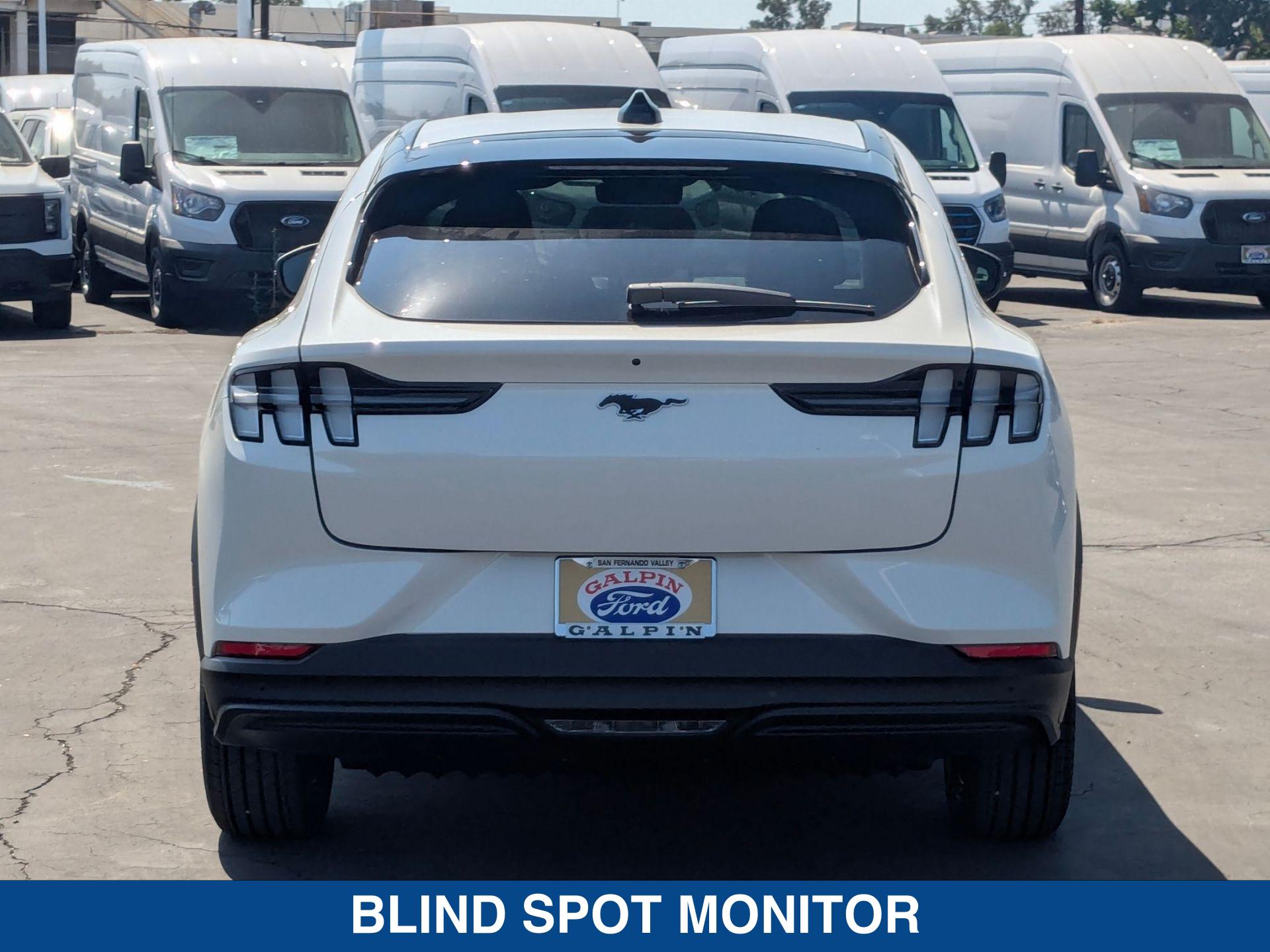 2025 Ford Mustang Mach-E Select photo 7