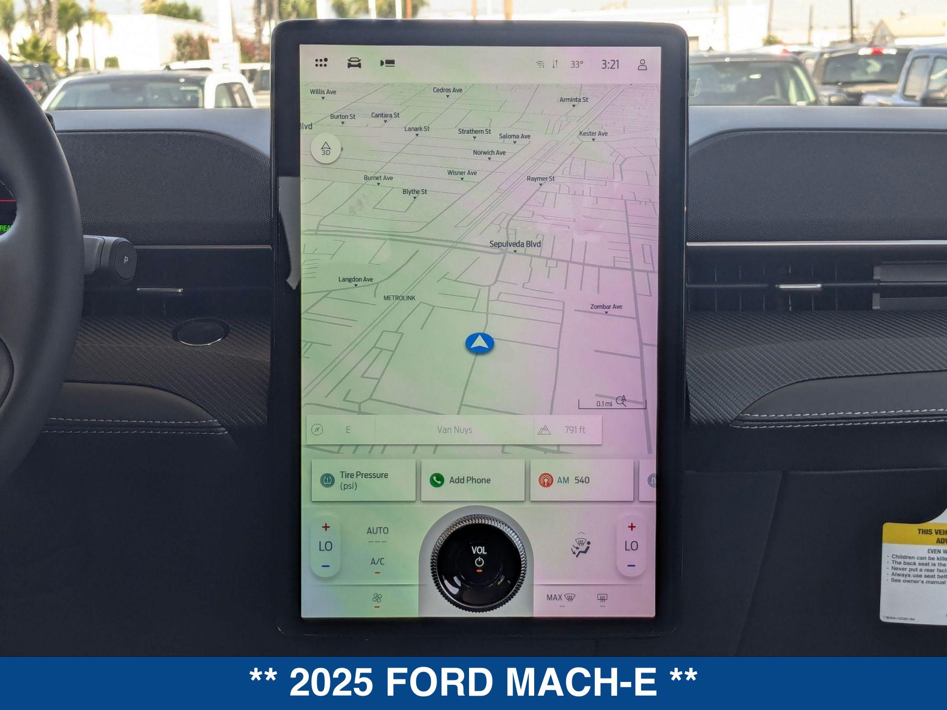 2025 Ford Mustang Mach-E Select photo 15