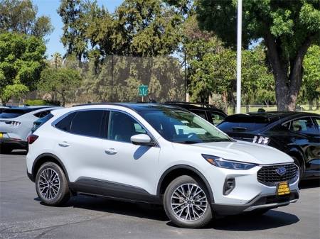 2025 Ford Escape Plug-In Hybrid Base