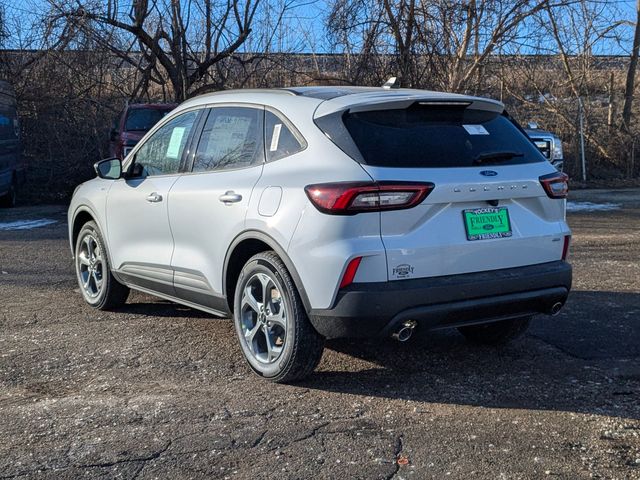 2025 Ford Escape ST-Line photo 5