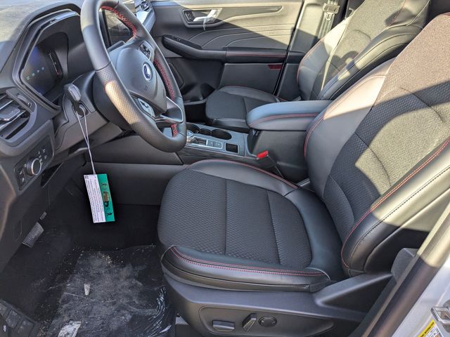 2025 Ford Escape ST-Line photo 11