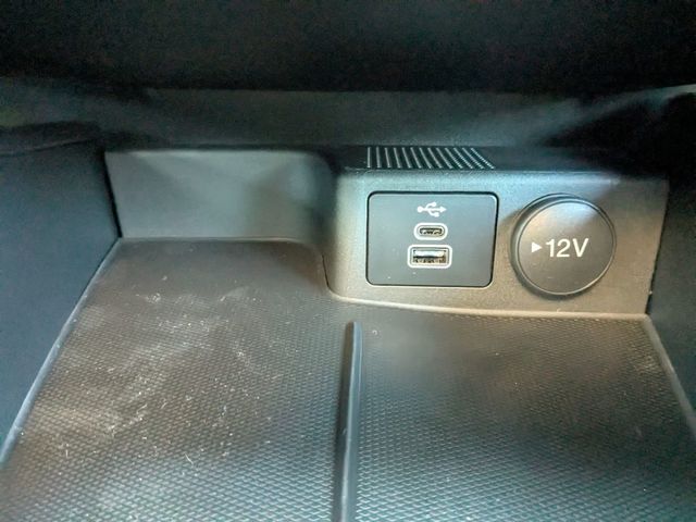 2025 Ford Escape ST-Line photo 21