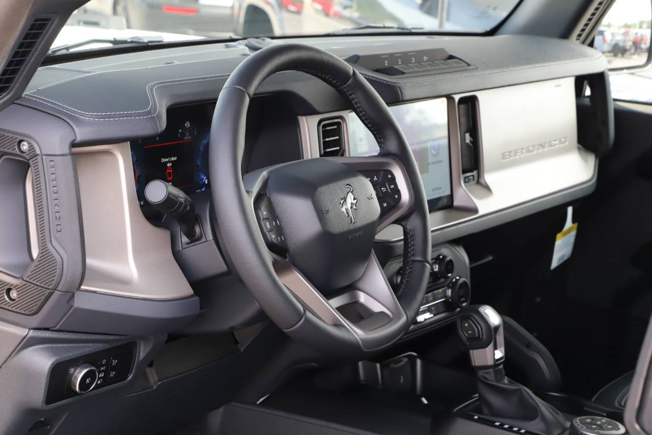 2025 Ford Bronco 4-Door Outer Banks - Photo 15
