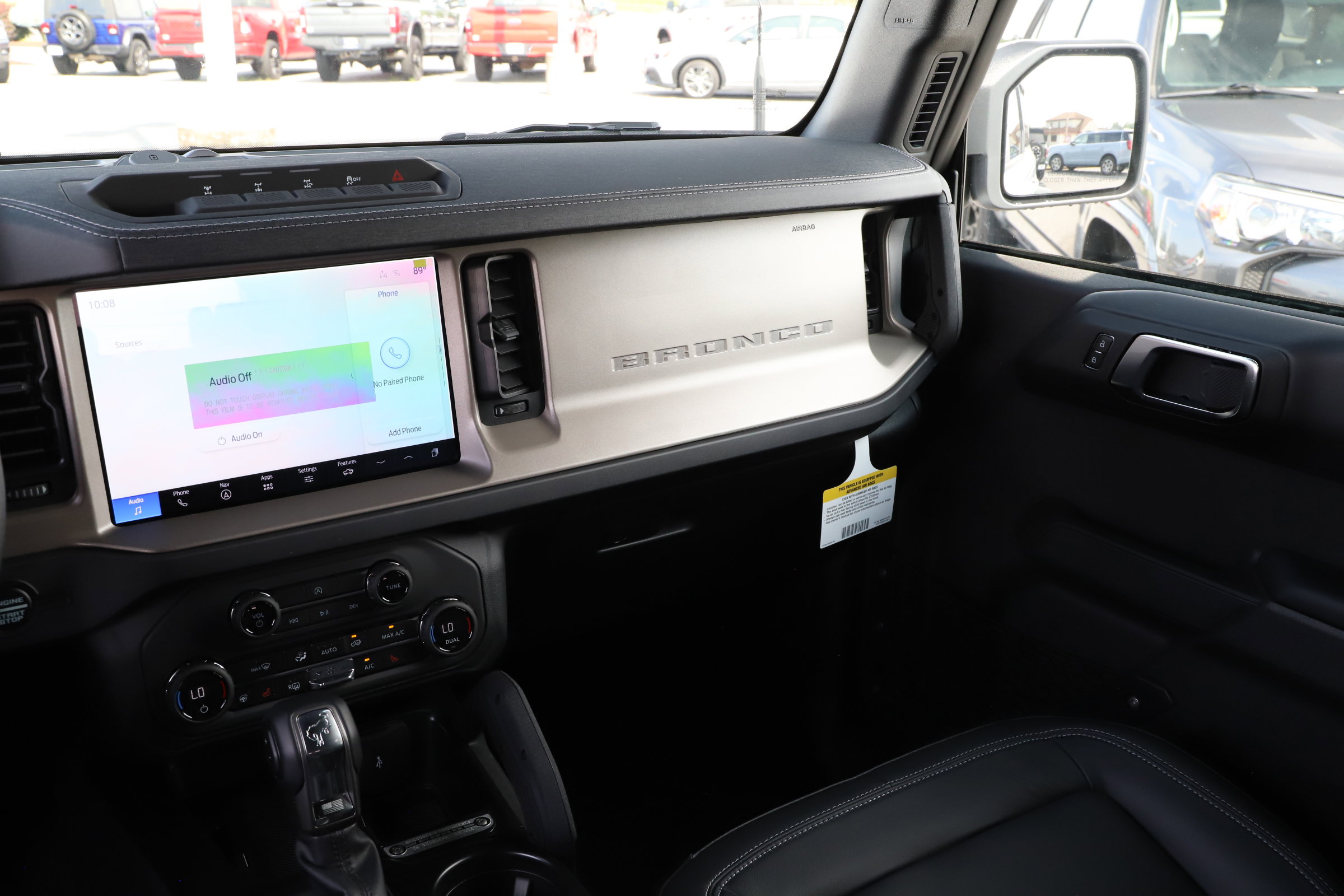 2025 Ford Bronco Outer Banks photo 23