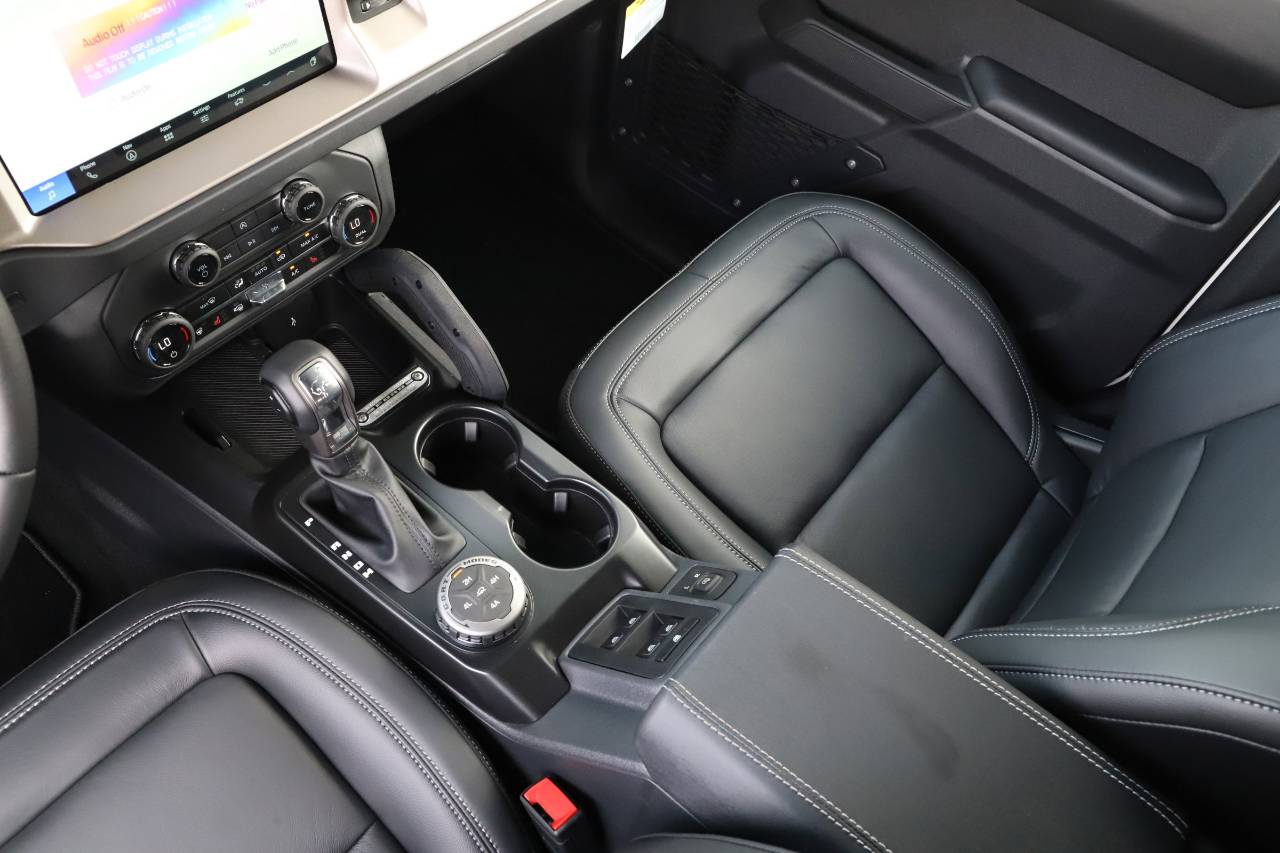2025 Ford Bronco 4-Door Outer Banks - Photo 29