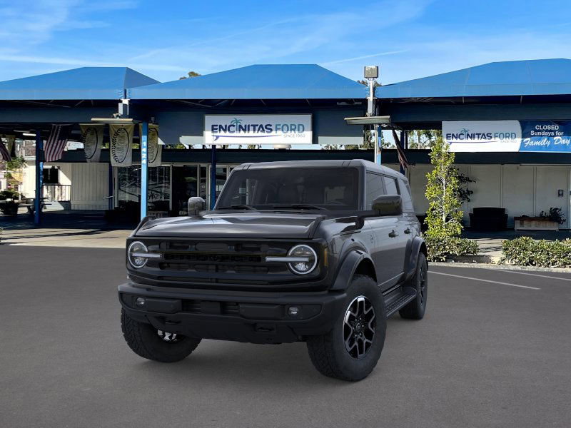 2025 Ford Bronco Outer Banks photo 2
