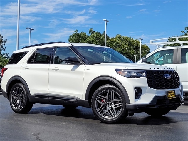 New 2025 Ford Explorer ST-Line