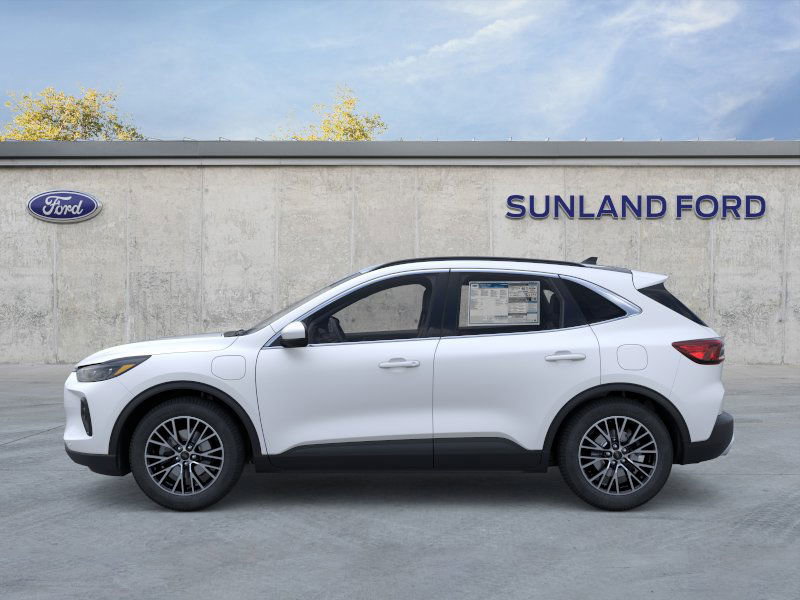 2025 Ford Escape photo 3