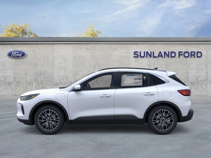 2025 Ford Escape photo 3