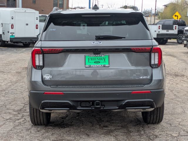 2025 Ford Explorer ST-Line photo 2