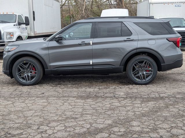 2025 Ford Explorer ST-Line photo 4