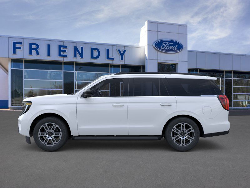 2025 Ford Expedition photo 2