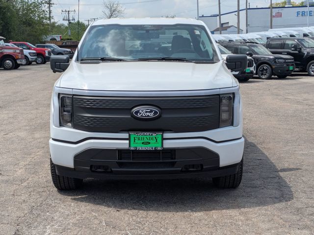 2025 Ford F-150 Lightning XLT photo 7