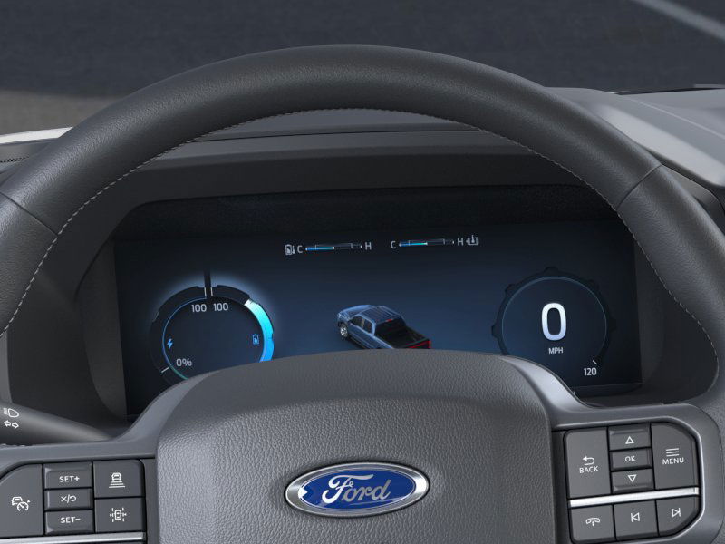 2025 Ford F-150 Lightning photo 13