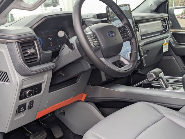 2025 Ford F-150 Lightning photo 11