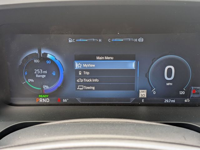 2025 Ford F-150 Lightning photo 13