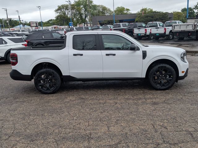 2025 Ford Maverick XLT photo 2