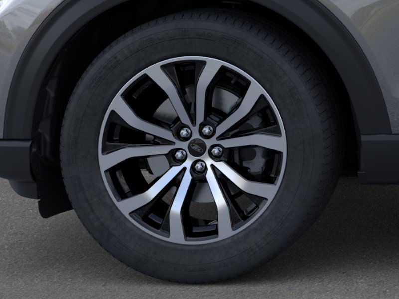 2025 Ford Explorer ST-Line photo 18