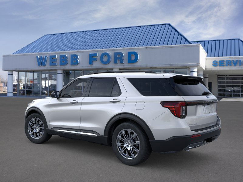 2025 Ford Explorer photo 2