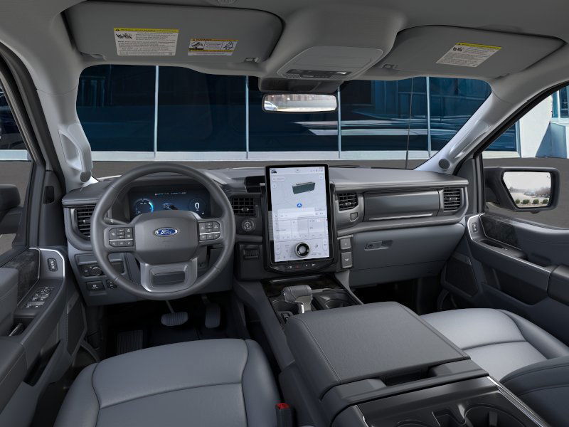 2025 Ford F-150 Lightning photo 6