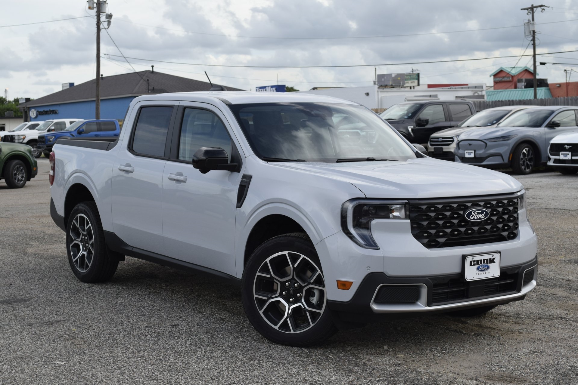 2025 Ford Maverick Lariat photo 28