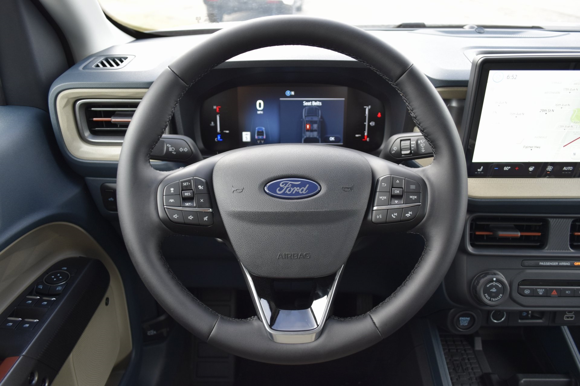 2025 Ford Maverick Lariat photo 5
