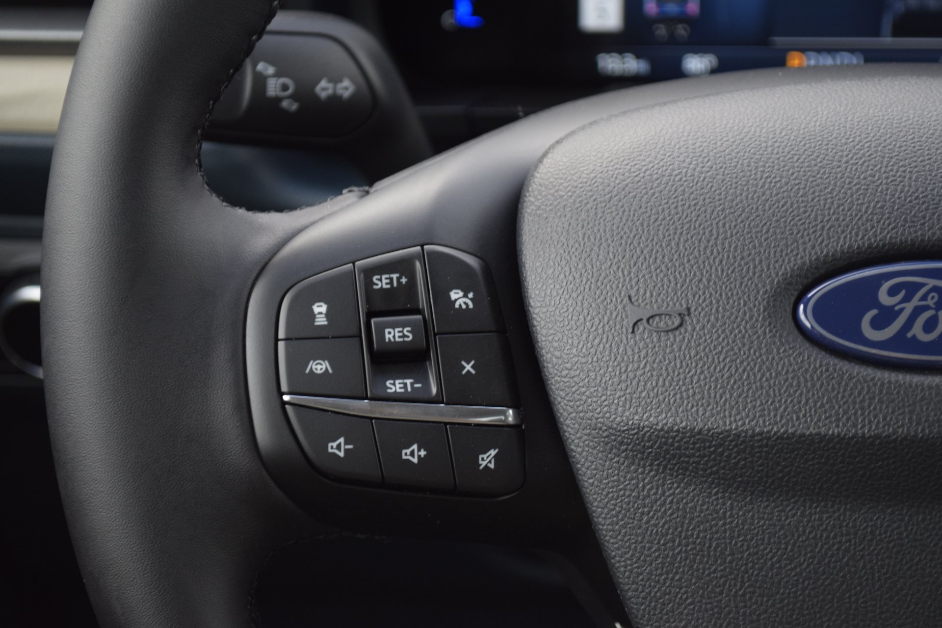 2025 Ford Maverick Lariat photo 6