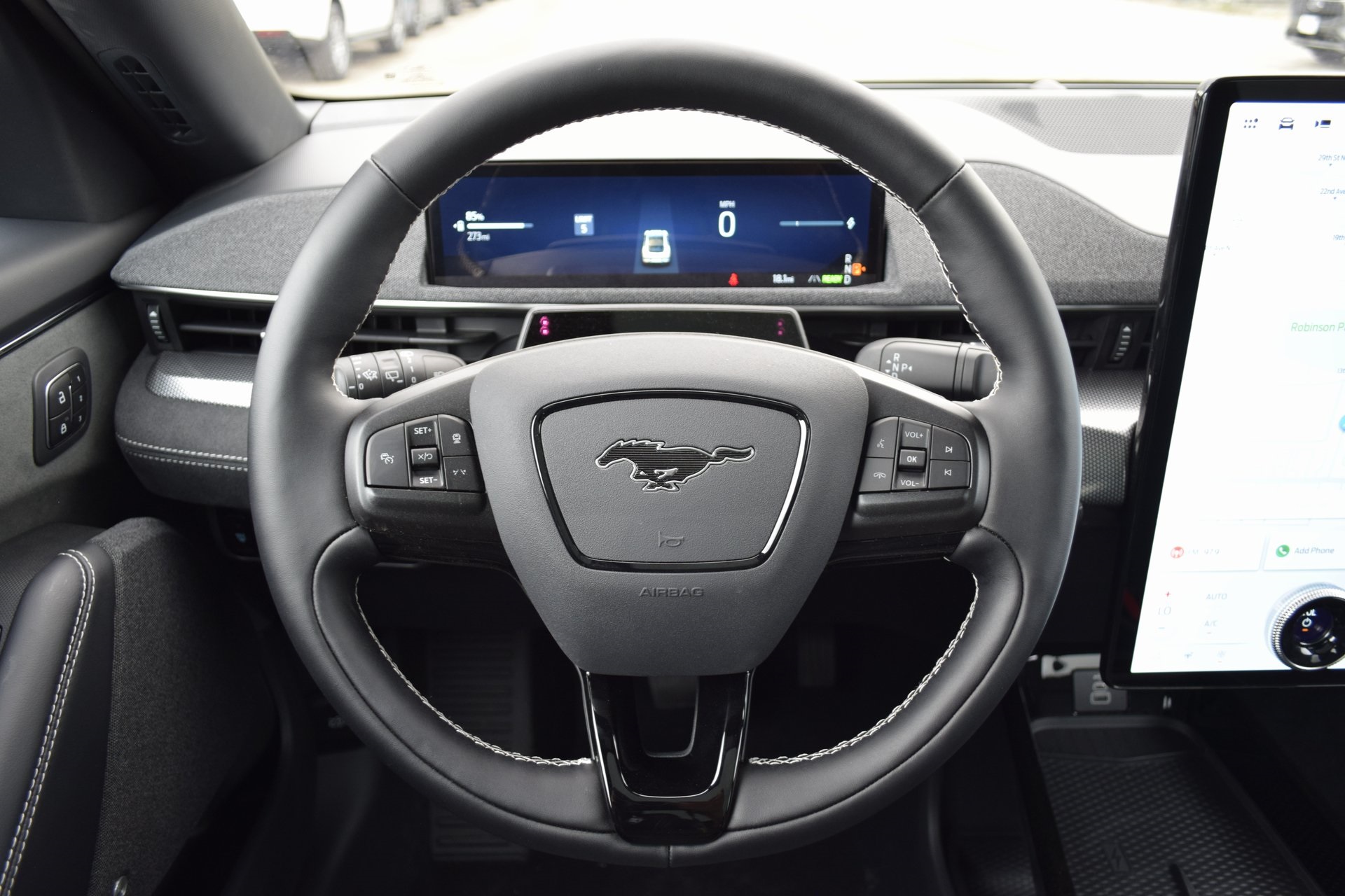 2025 Ford Mustang Mach-E GT photo 5