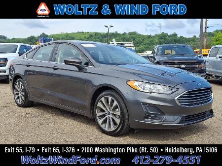 2020 Ford Fusion SE