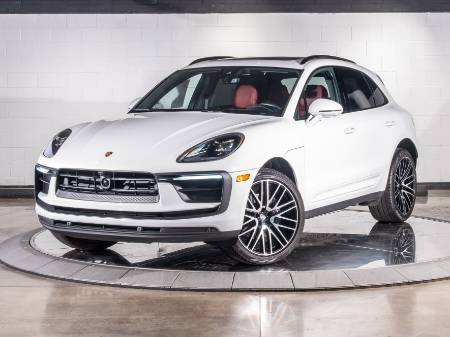 2025 Porsche Macan