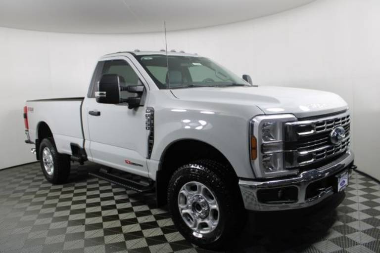 2025 Ford Super Duty F-350 SRW XLT