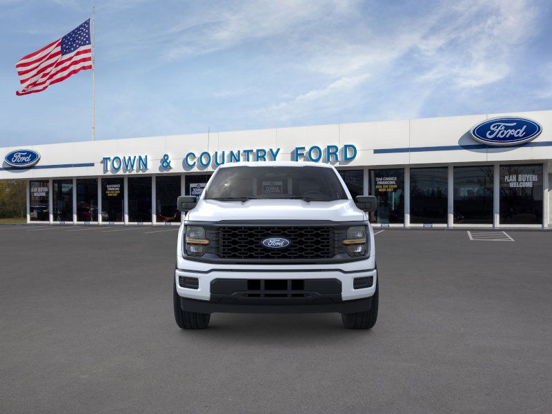 2025 Ford F-150 STX photo 4