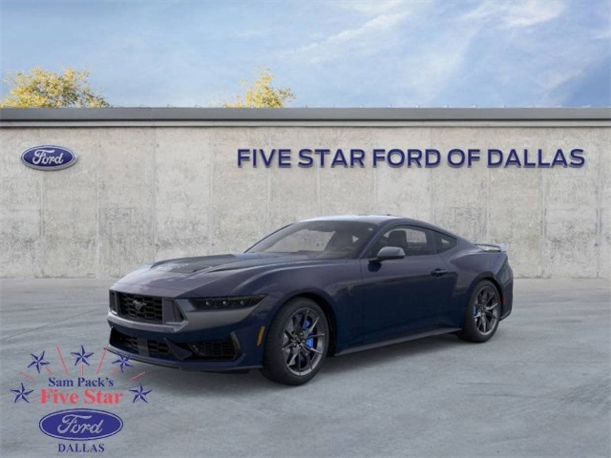 2025 Ford Mustang Dark Horse's photo