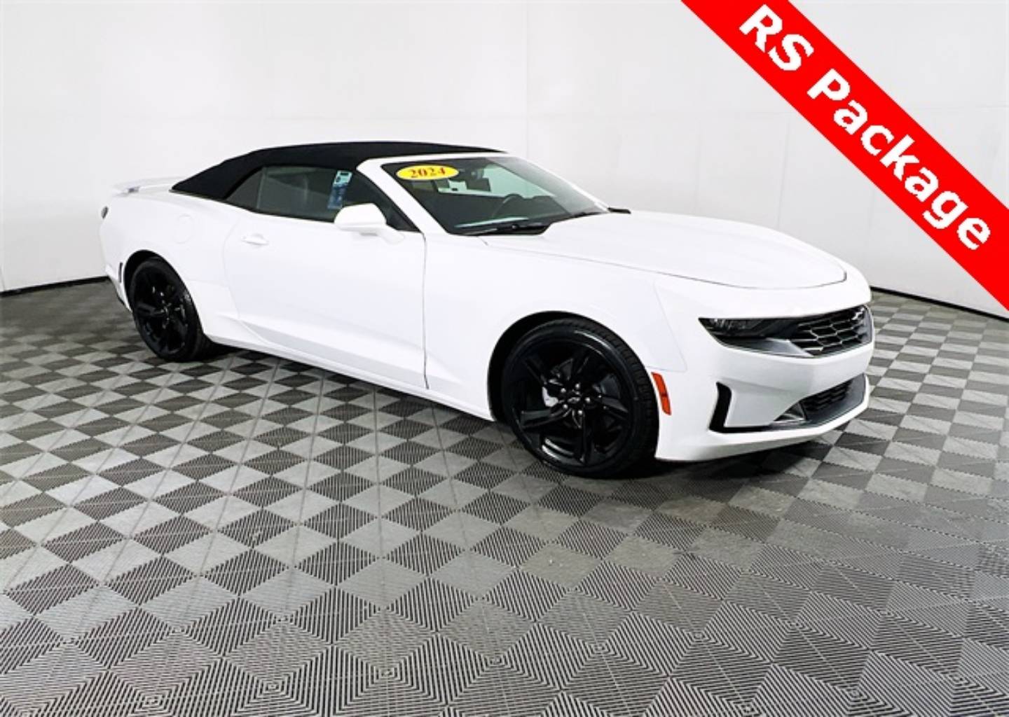 2024 Chevrolet Camaro 3LT's photo