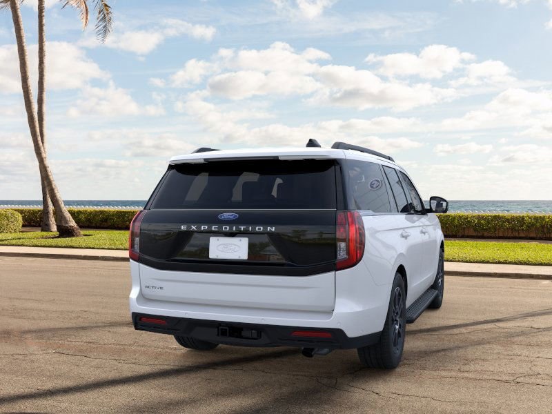 2025 Ford Expedition photo 5