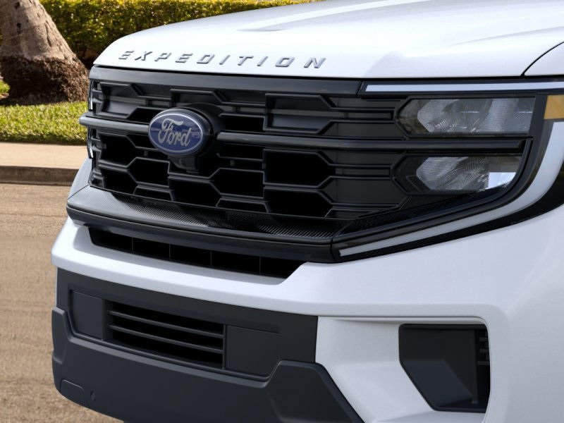 2025 Ford Expedition photo 13