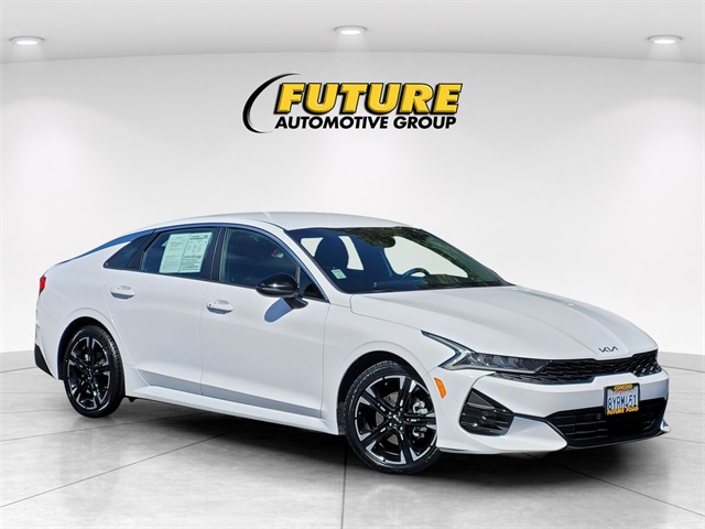2022 Kia K5 GT-Line