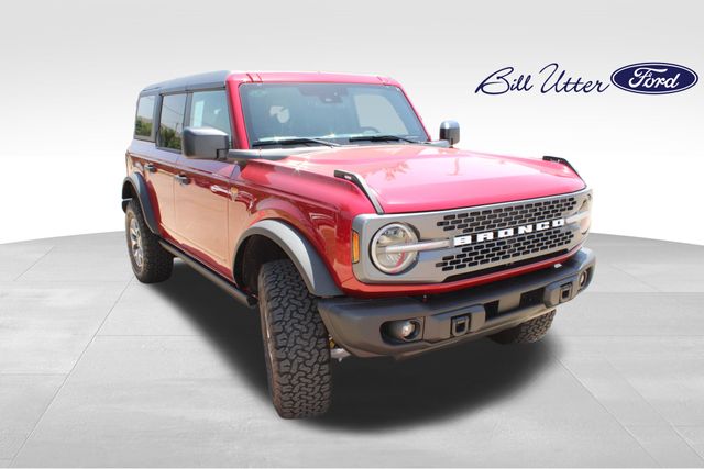 2025 Ford Bronco Badlands photo 2