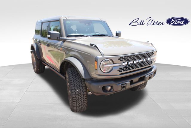 2025 Ford Bronco Badlands photo 2