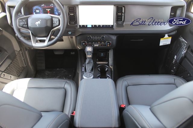2025 Ford Bronco Badlands photo 10