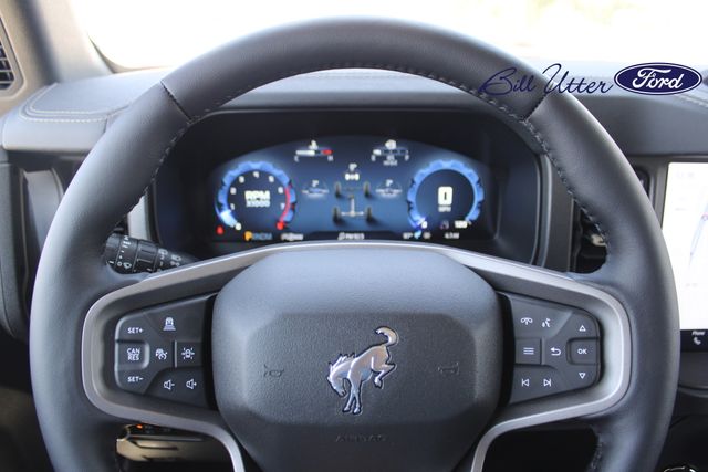 2025 Ford Bronco Badlands photo 14