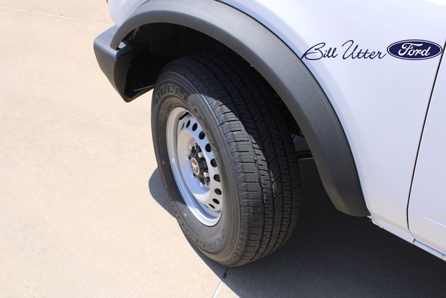 2025 Ford Bronco Base photo 5