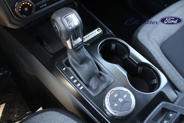 2025 Ford Bronco Base photo 10
