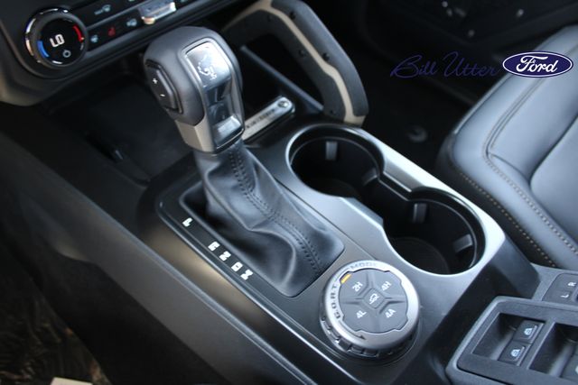 2025 Ford Bronco Badlands photo 12