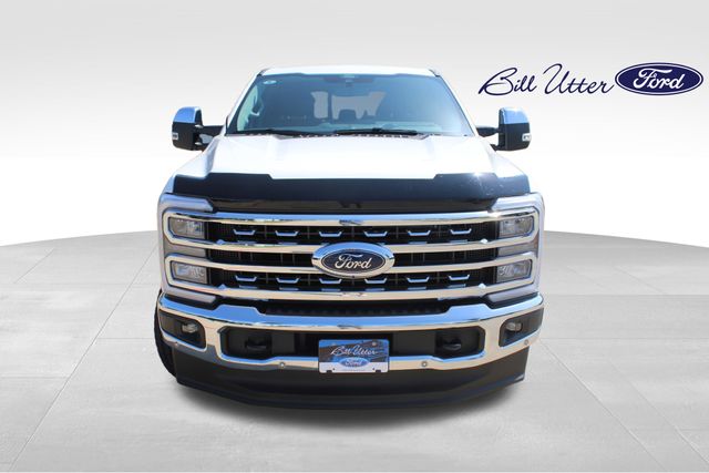 2025 Ford F-350 photo 2